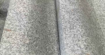 濮阳芙蓉白S型拉丝面路沿石