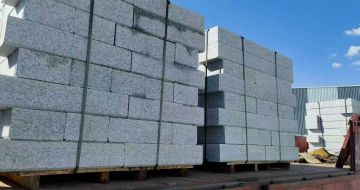 濮阳 路沿石装车出货