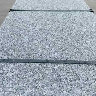 濮阳 芝麻黑火烧面毛板，条板，半成品