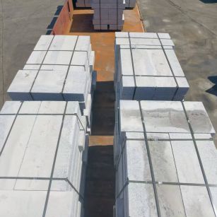 濮阳 路沿石装车出货