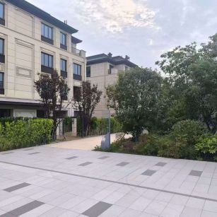 濮阳 芝麻白与芝麻白搭配铺装，尺寸1200*600