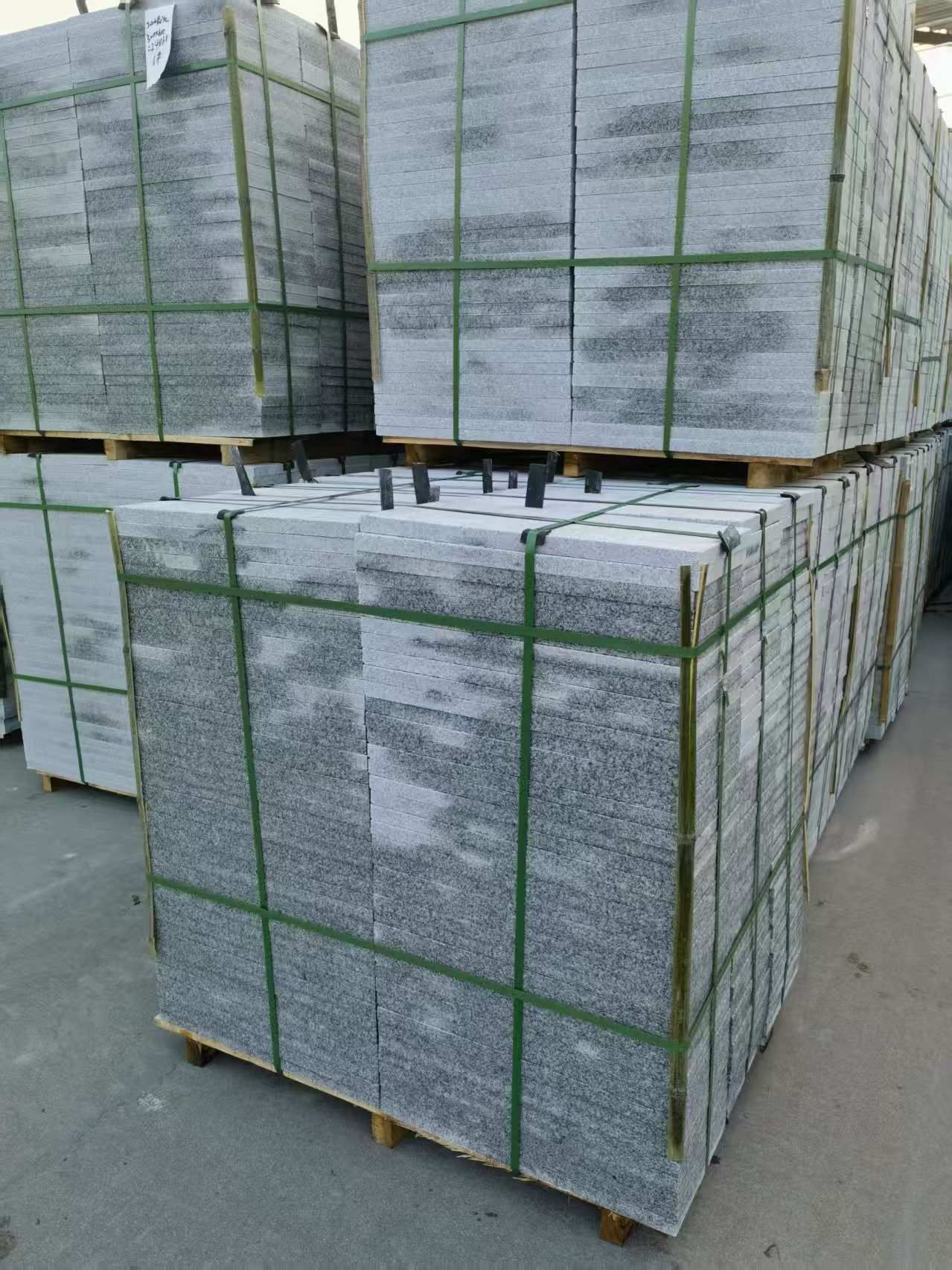 濮阳 芝麻白地铺石材