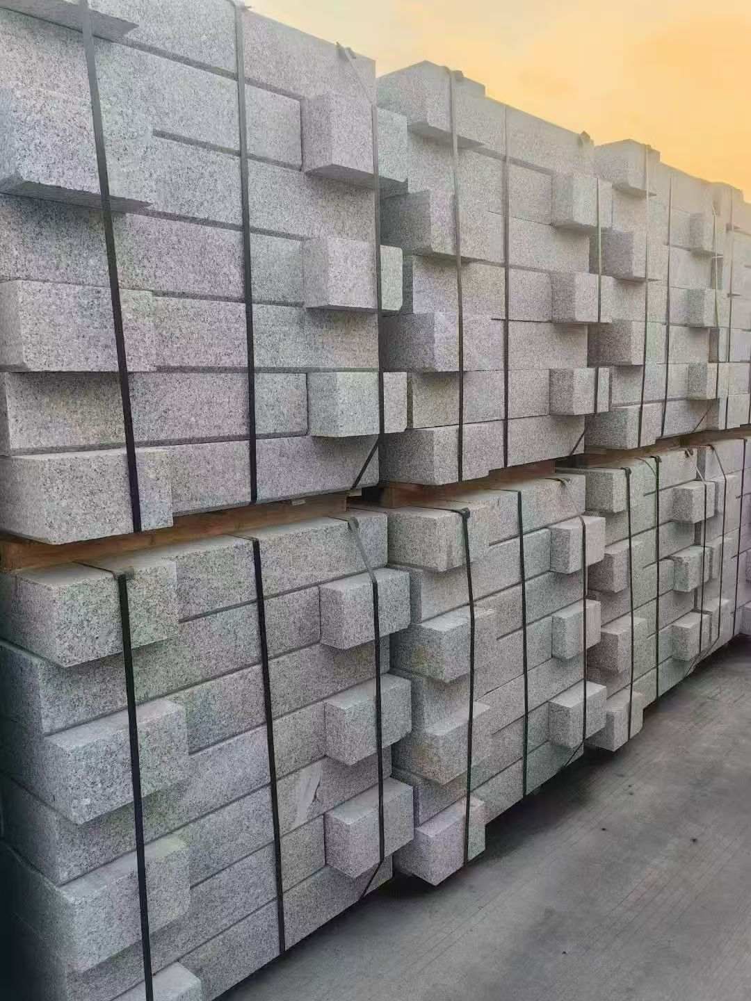 濮阳 芝麻白路沿石