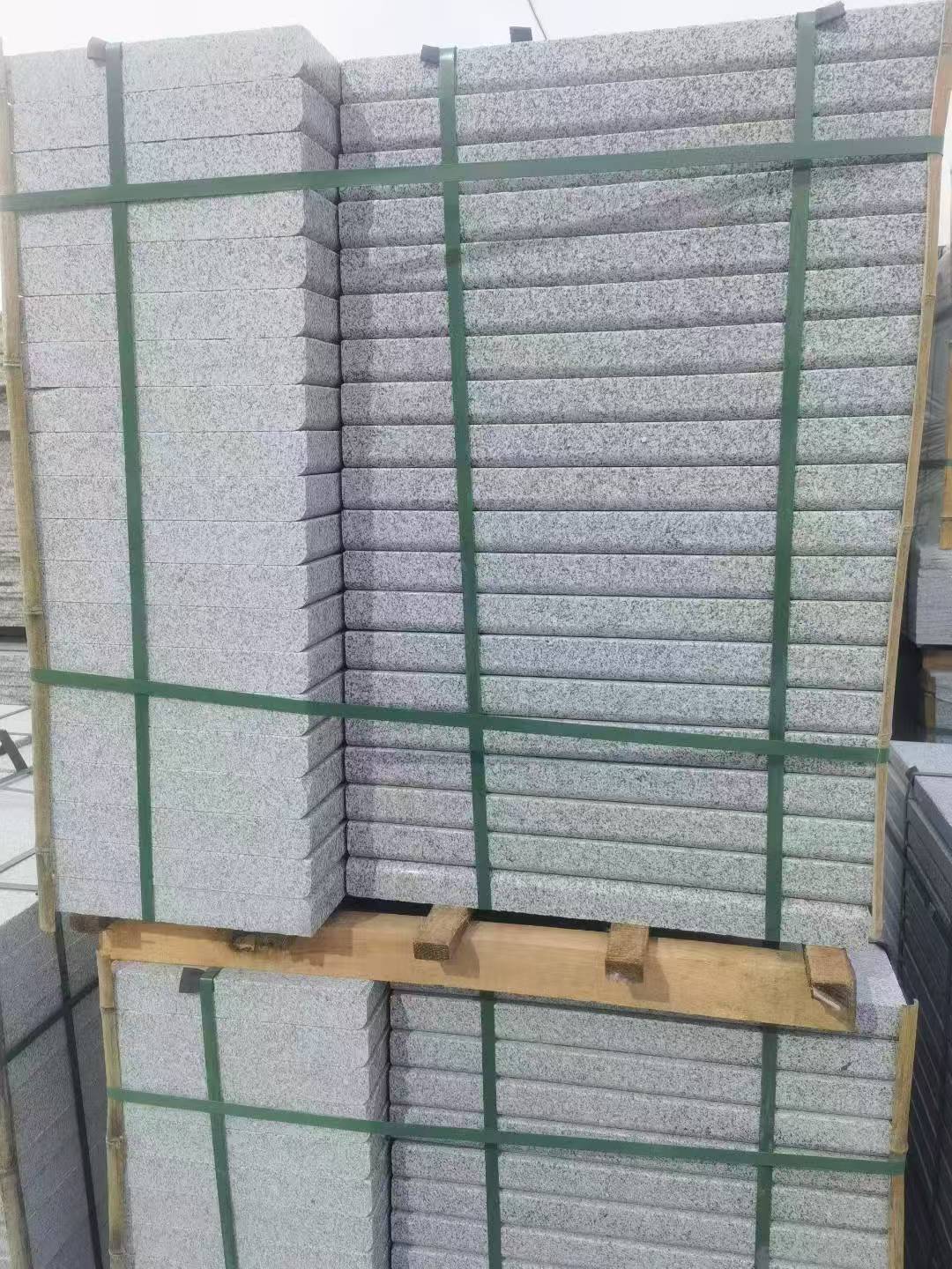 濮阳 5公分芝麻白，倒斜角，室外楼梯踏步