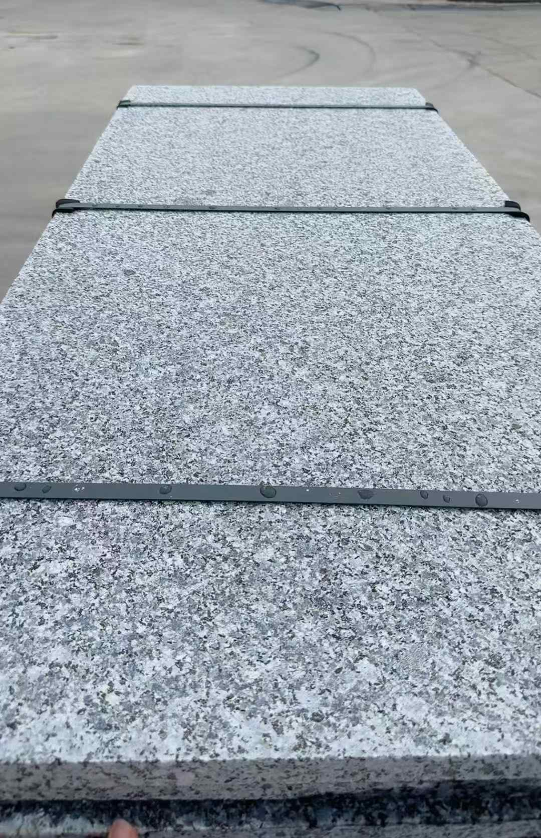 濮阳 芝麻黑火烧面毛板，条板，半成品